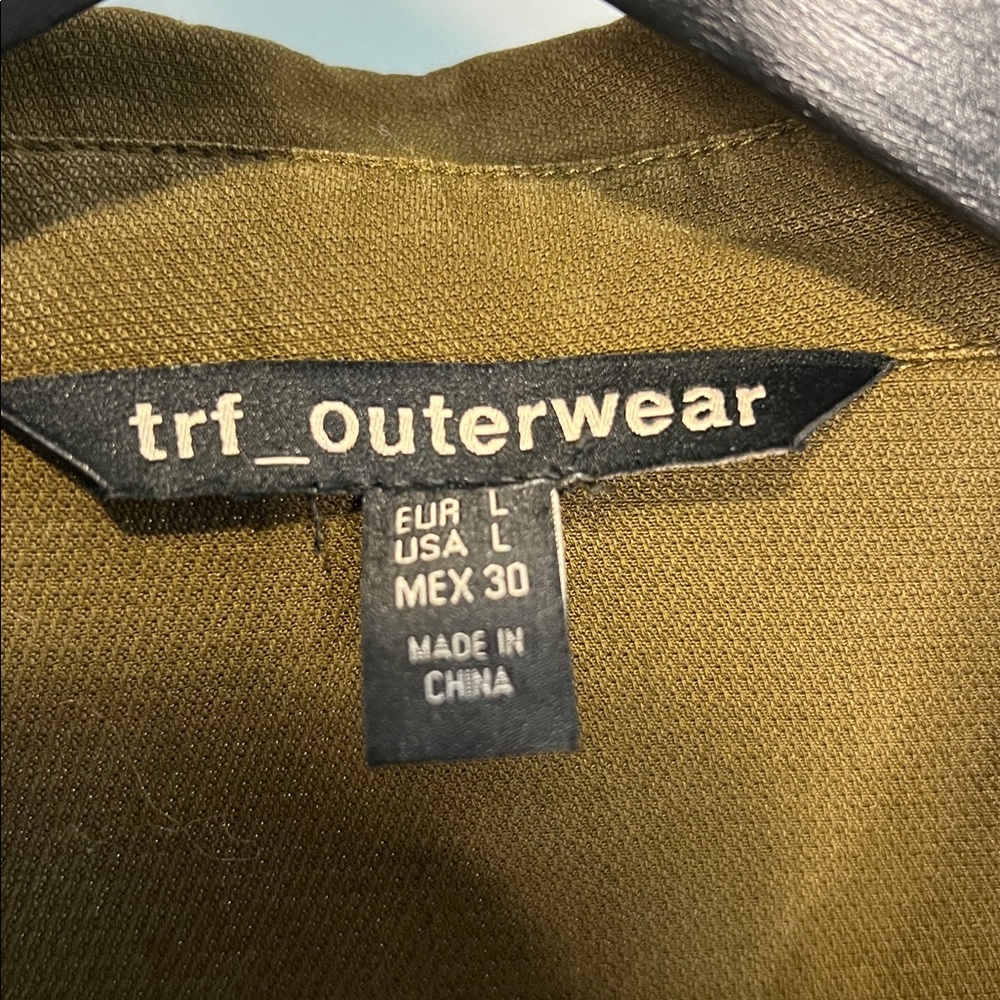 Zara TRF (Trafaluc) Outerwear | Olive Green Ruffled Button-Up | Sz Large - Picture 3 of 6